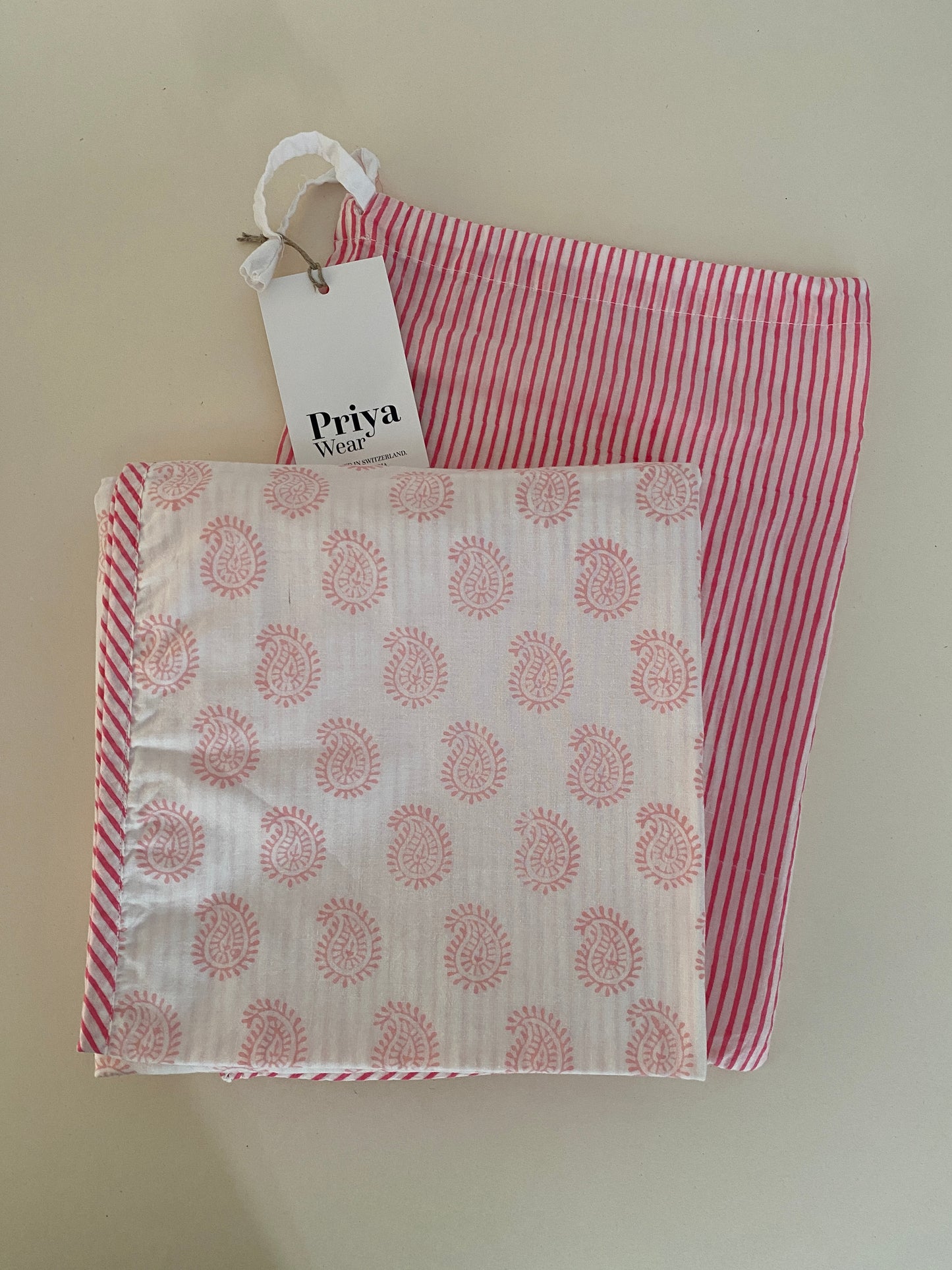 Newborn blanket - Paisley pink