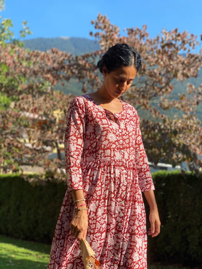 Alicia in Burgundy